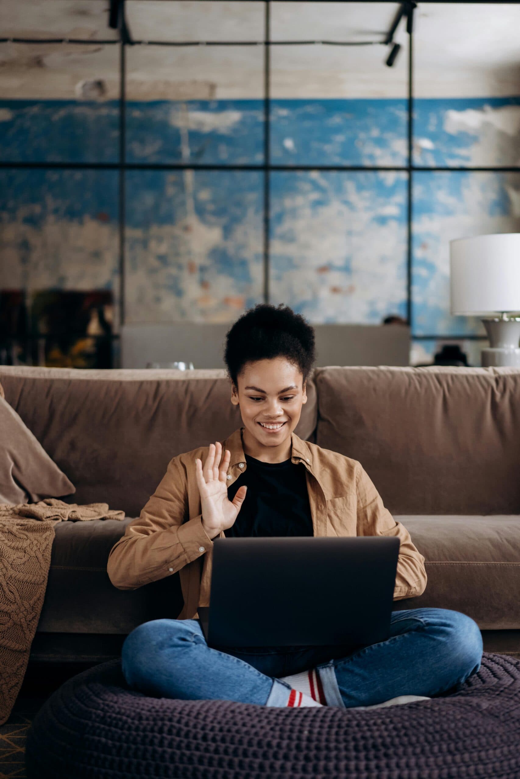 Why HIPAA-Compliant Virtual Assistants Are Revolutionizing Medical Staffing